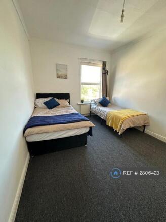 2 bed Terraced to rent Image 10