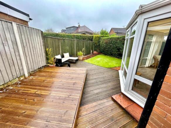 3 bed Detached to rent Image 10