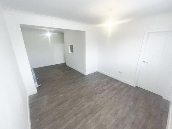 IMG-20250226-WA00...