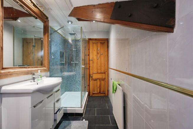 6 bed End of Terrace for sale Image 11