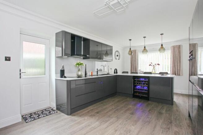 Kitchen/Breakfast