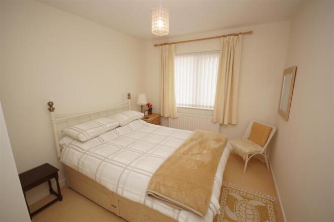Bedroom 2.JPG