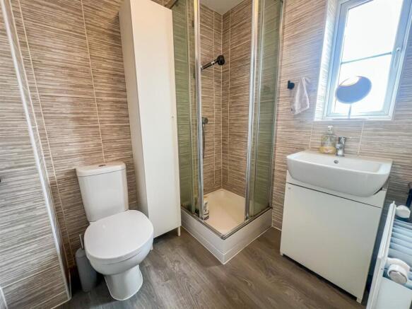 3 bed Semi-Detached for sale Image 6