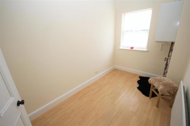 bedroom 3.JPG