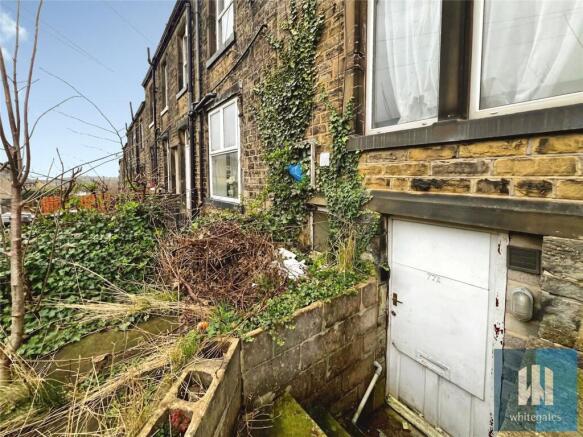 3 bed Terraced for sale Image 9