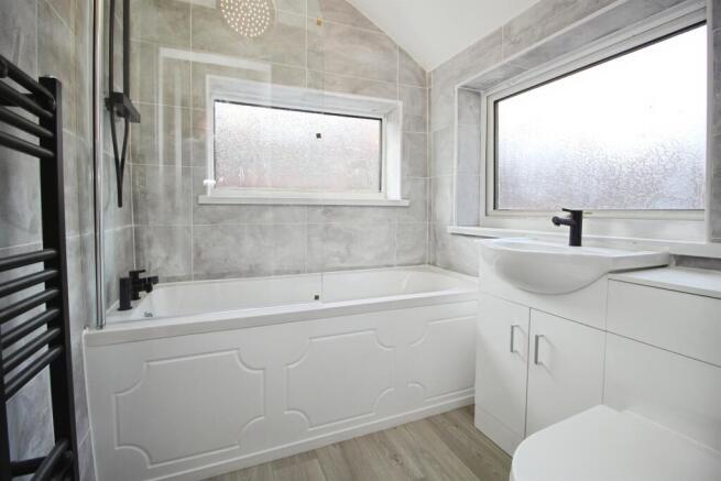 2 bed Terraced for sale Image 4