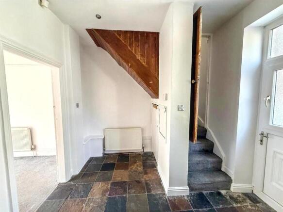 3 bed Terraced for sale Image 11
