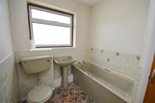 3 bed Detached for sale Image 11