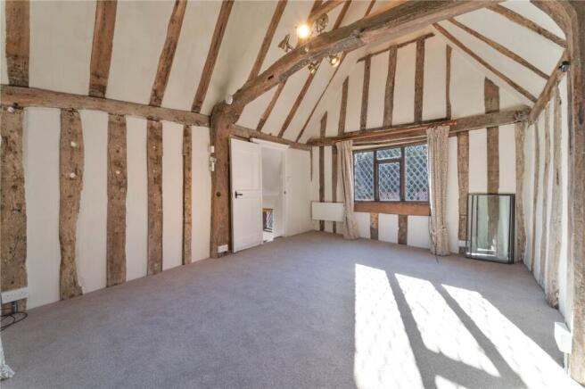 Living Room/Bedroom