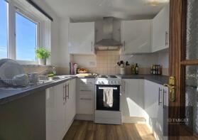 17, 81 Toby Court, Tramway Avenue, London N9 8PG
