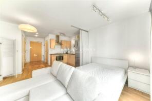 27, Burnelli Building, Queenstown Road, London SW11 8NG