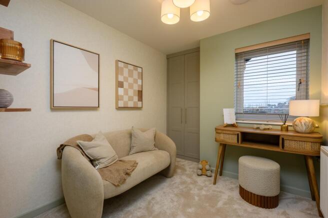 5 bed Detached for sale Image 8