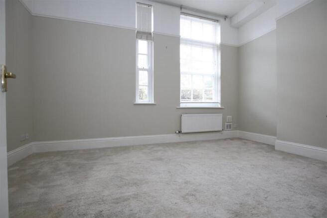 Living Room 1.JPG