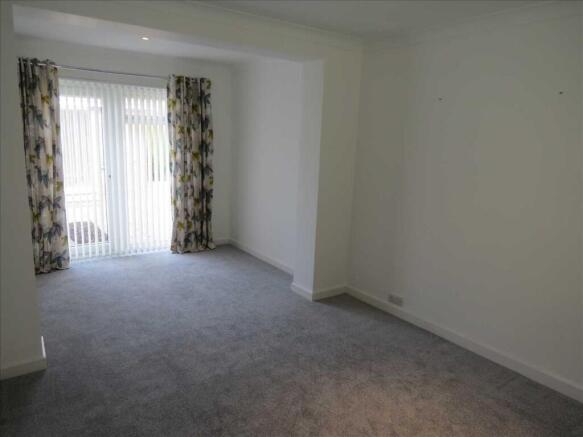 3 bed Bungalow to rent Image 8