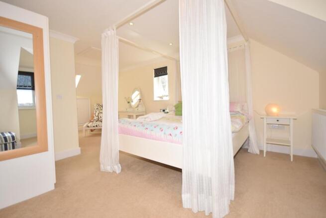 BED 1.JPG