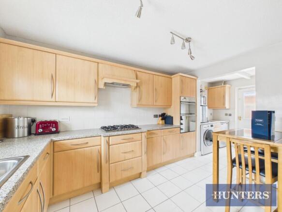 4 bed Detached for sale Image 4