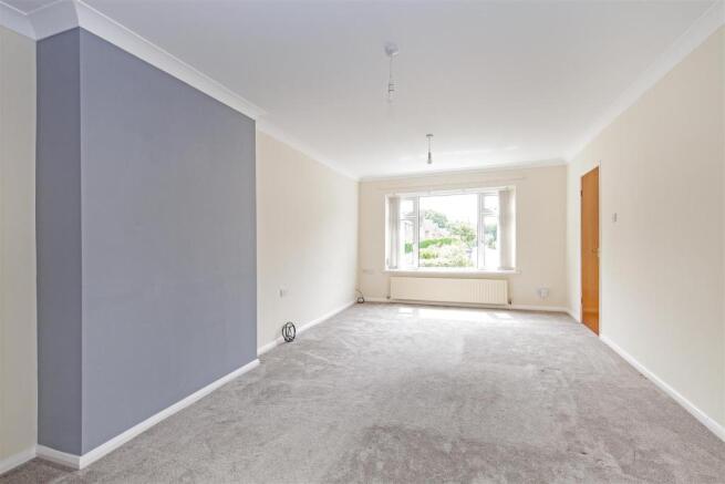 Reception Room-3.jpg