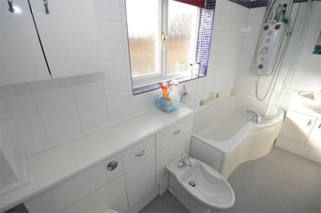 Photo 12