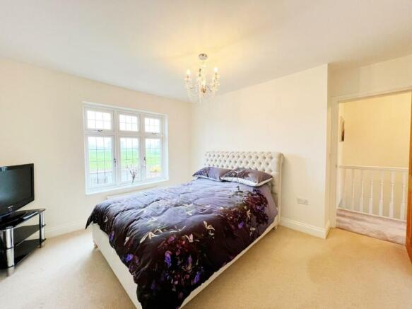 Bedroom 2 pic 2.jpg