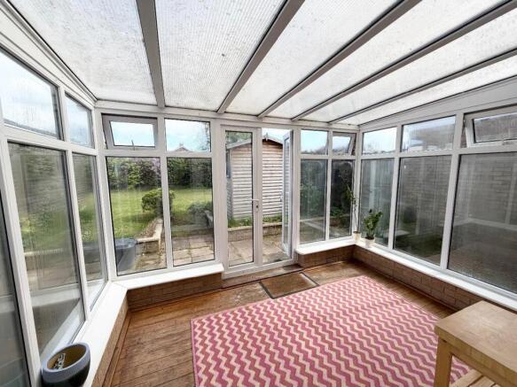 4 bed Semi-Detached for sale Image 5