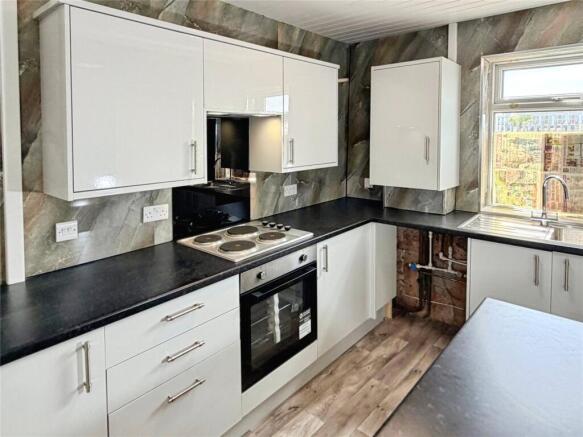 2 bed Terraced for sale Image 10