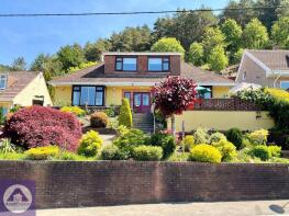 Redlyn, Cwm Farm Road, Six Bells, Abertillery NP13 2PA