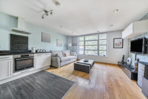 Flat 3, 11, Station Crescent, London SE3 7EQ