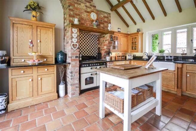 KITCHEN AREA