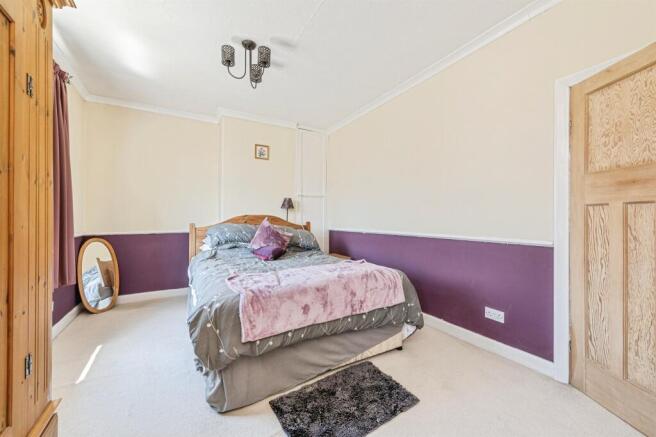 2 bed Semi-Detached for sale Image 7
