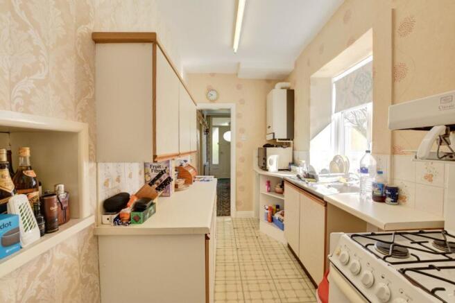 Kitchen1.jpg