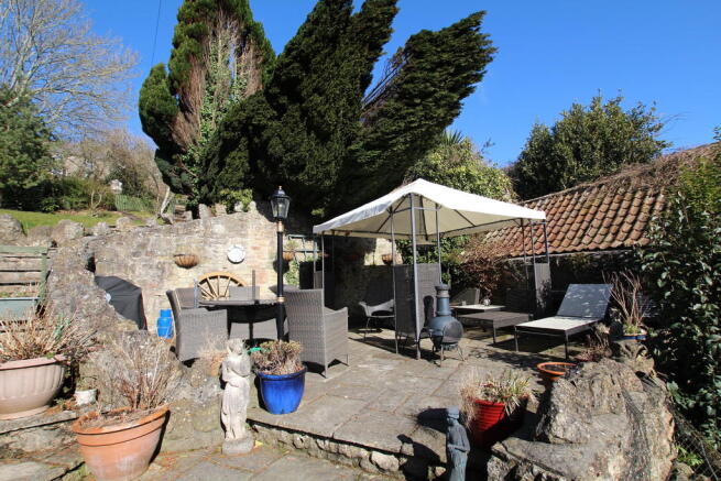 Photo 10