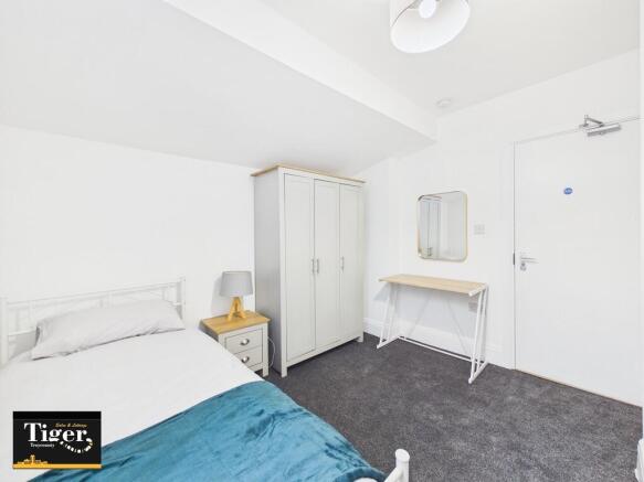 CAM03440G0-PR0520...