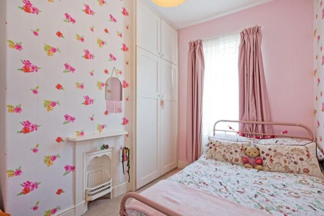 2 bed Terraced for sale Image 7
