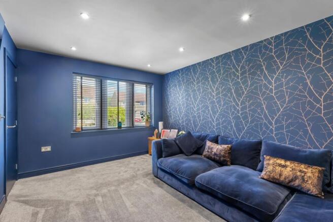 4 bed Detached for sale Image 4