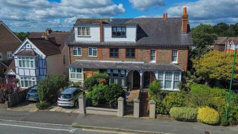 Haywards Road, Haywards Heath, RH16