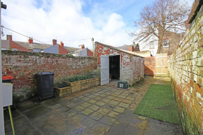 Photo 20