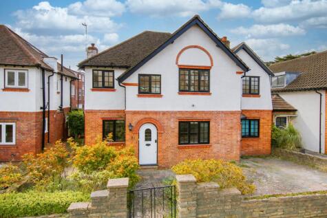Vicarage Road, Hampton Wick, KT1