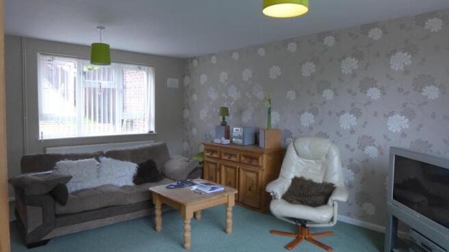 Halton Wood Road 15 Sitting Room 001