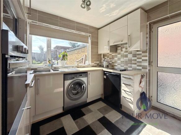 3 bed Semi-Detached for sale Image 5