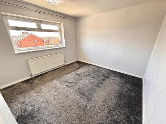 3 bed House to rent Image 7