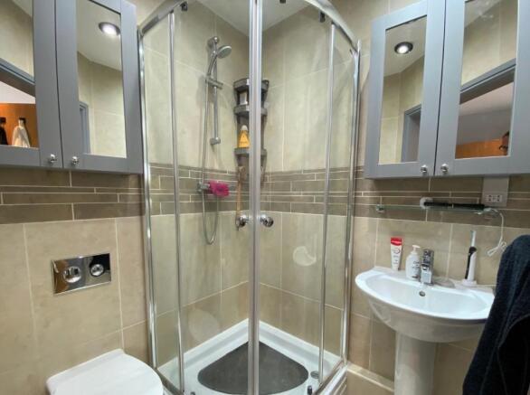 En suite.jpg
