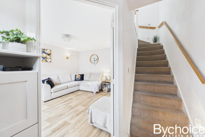 CAM05454G0-PR0118-STILL001