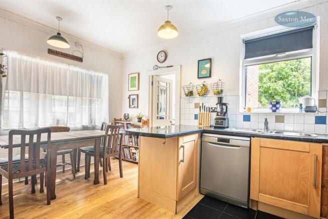 2 bed Semi-Detached for sale Image 5