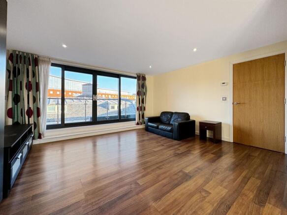 2 bed Apartment to rent