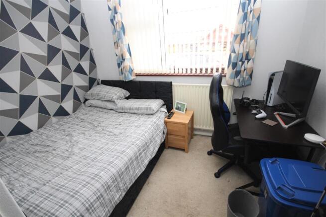 second bedroom 1 .jpg