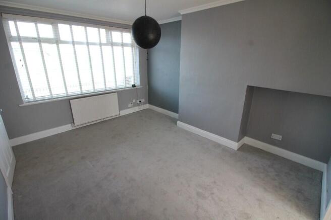 Living Room (2)