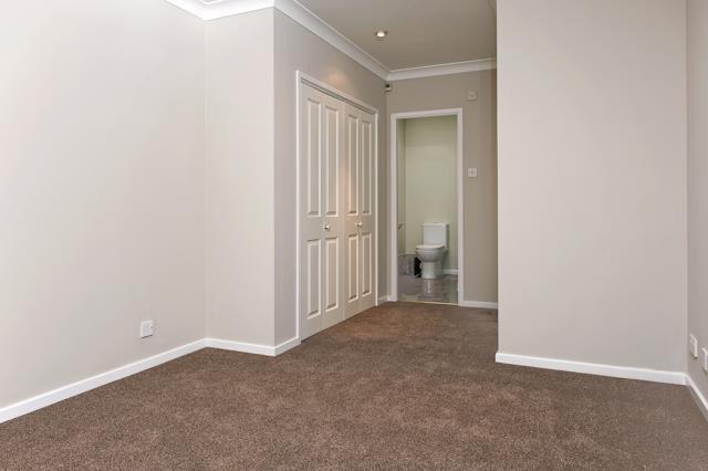 4 bed Detached Bungalow for sale Image 6