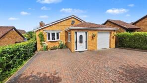 9, Whaddon Close, Northampton NN4 9XS