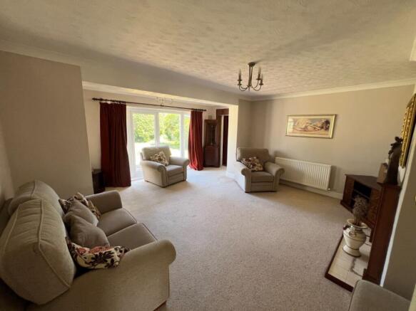 7 Katonia Avenue, Mayland, Chelmsford, Essex, CM3 6AD photo 4