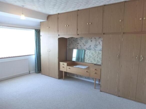 BEDROOM 1 (REAR)